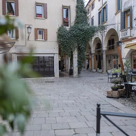 Historic Center - Piazza Delle Erbe * Padova